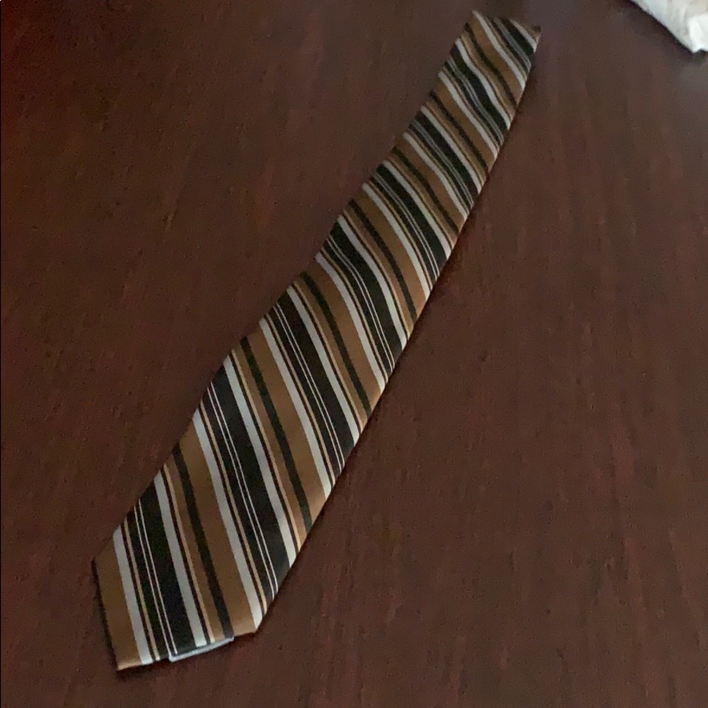 Diagnol Striped Tie